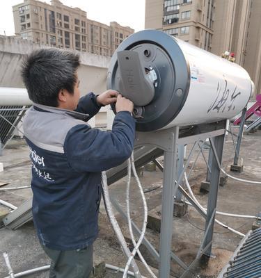 以太阳能热水器压力不稳怎么办（解决以太阳能热水器压力不稳问题的有效方法）  第1张